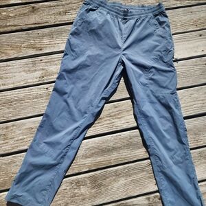 Womans Duluth Trading Company. Alaskan Hardgear. Casual Pants